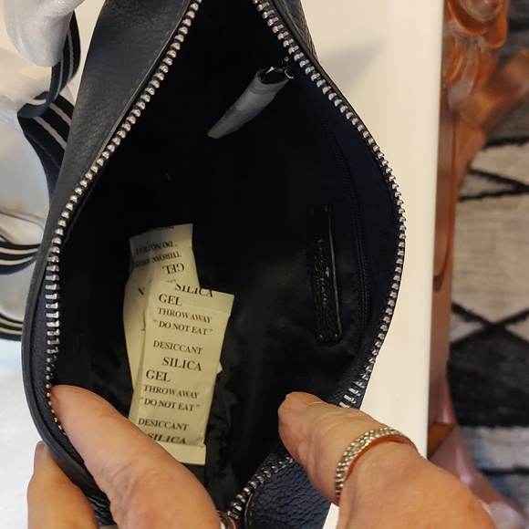 Stunningly beautiful Kate Spade crossbody. NWT - Picture 5 of 8